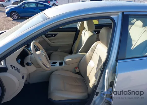 2017 Nissan Altima 2.5 Sl z USA, uszkodzony, nr VIN 1N4AL3AP1HC136856